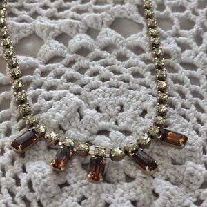 ✨ Vintage Rhinestone Necklace – Amber & Peridot Stones